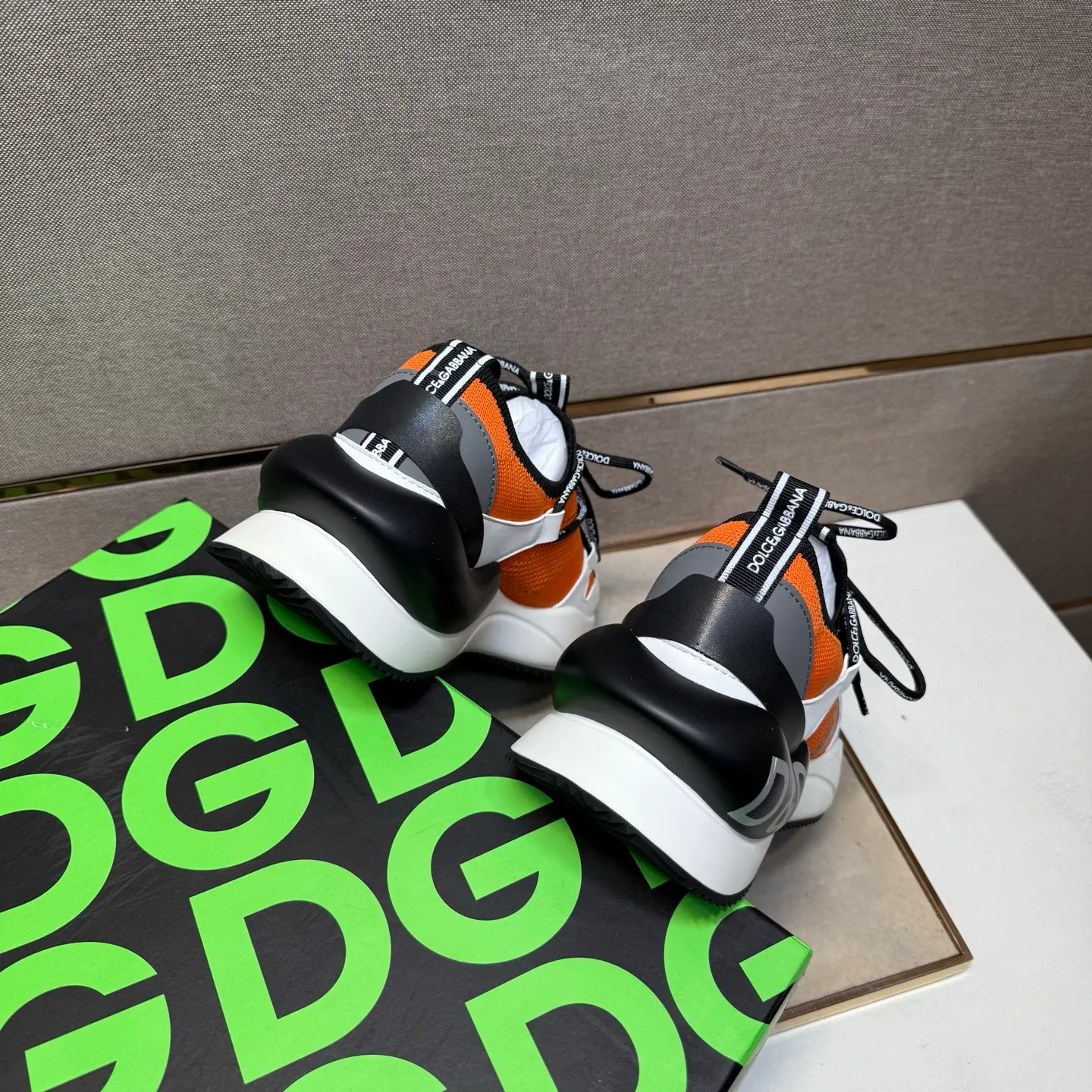 ⬛️Men's shoes 💰p480 [DG～] Couple casual shoes 2025z cabinet sales simultaneously 🔶Size: 35-44 #️⃣ 🔷1 color🔜The upper is made of multi-material splicing➕Mesh lining, comfortable and breathable, sole: original comfortable and wear-resistant outsole, ⚠️real thing📱photographed🎬real thing is better📢📢📢